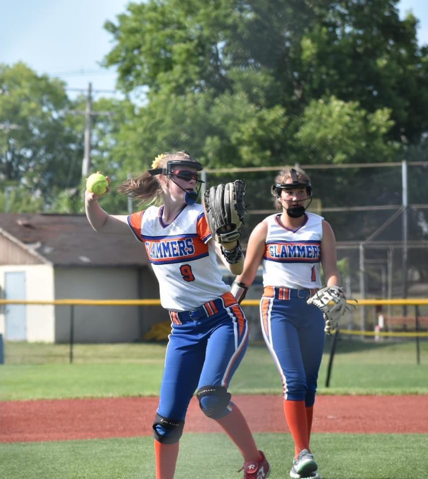 SlammersCincy's tweet photo. This girl deserves a huge shoutout for pitching and outstanding semifinal and championship game!!  C-Lo you have grown so much as a player…so proud of you.
#D1uncommitted #EastClintonsoftball #connectsports #collegeprospects #62mphpitcher https://t.co/Q5mQzItLqw