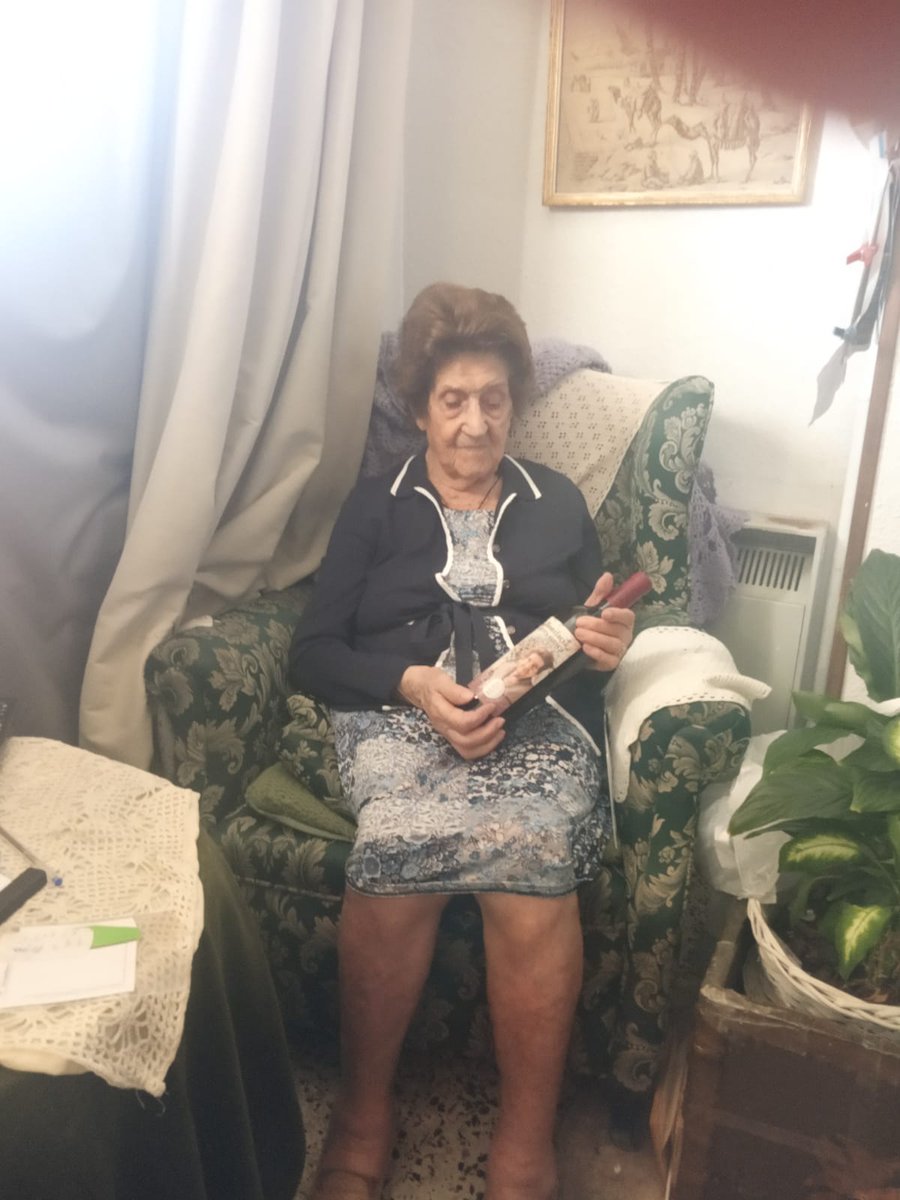 Nuestro aniversario, al lado del de Doña Bonifacia, no es nada, pero su #espírituRibera nos motiva y nos anima a seguir creyendo en esta tierra y en las personas que la dan vida y la hacen brillar, para que sea mejor cada día 👏😍

¡Hoy brindamos por tus 108 años!  🍷😊