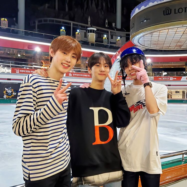 forheeseunghoon's tweet photo. i just blink 🥹 https://t.co/yrELdfuGuL