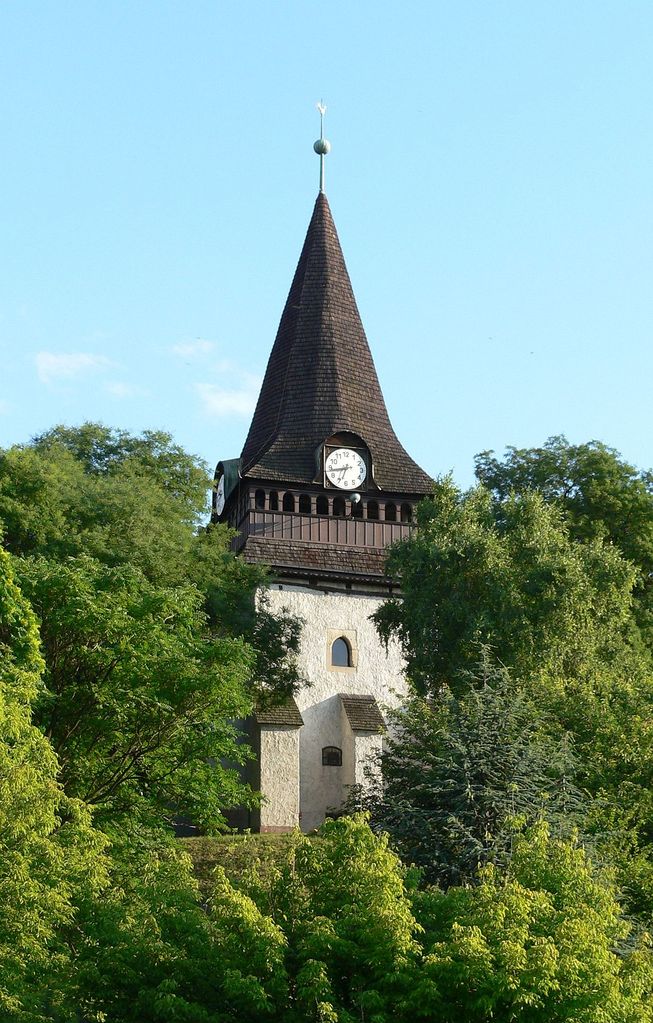 Educo_gratis's tweet photo. La iglesia de Avas en #Hungria es un templo que retiene algunas líneas góticas de su etapa medieval.

En 1544 los turcos la prendieron fuego y pasó 20 años abandonada. Después fue ocupada para el rito protestante, cambiando completamente su fisonomía con los arreglos necesarios. https://t.co/NmVBoNvSv6