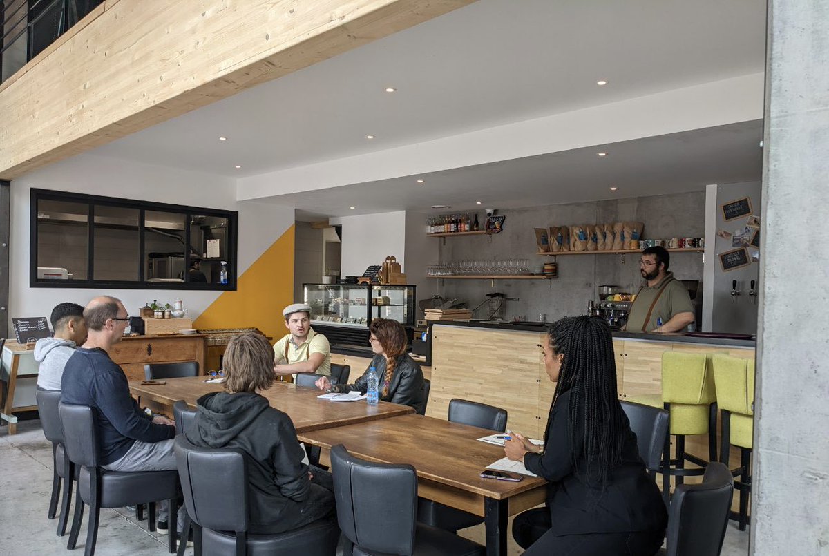 #Recrutement #TousMobilises #HRT 
Aujourd’hui, le restaurant les Sales Mômes organisait son 1er Job dating avec l’équipe Pôle emploi Lille Port Fluvial. 2 candidats présélectionnés pour le poste de cuisinier en CDI. Une belle réussite! <a href="/YMoumarine/">Yasmina Moumarine</a> @poleemploi_HDF <a href="/danielgoin59/">Goin Daniel</a>