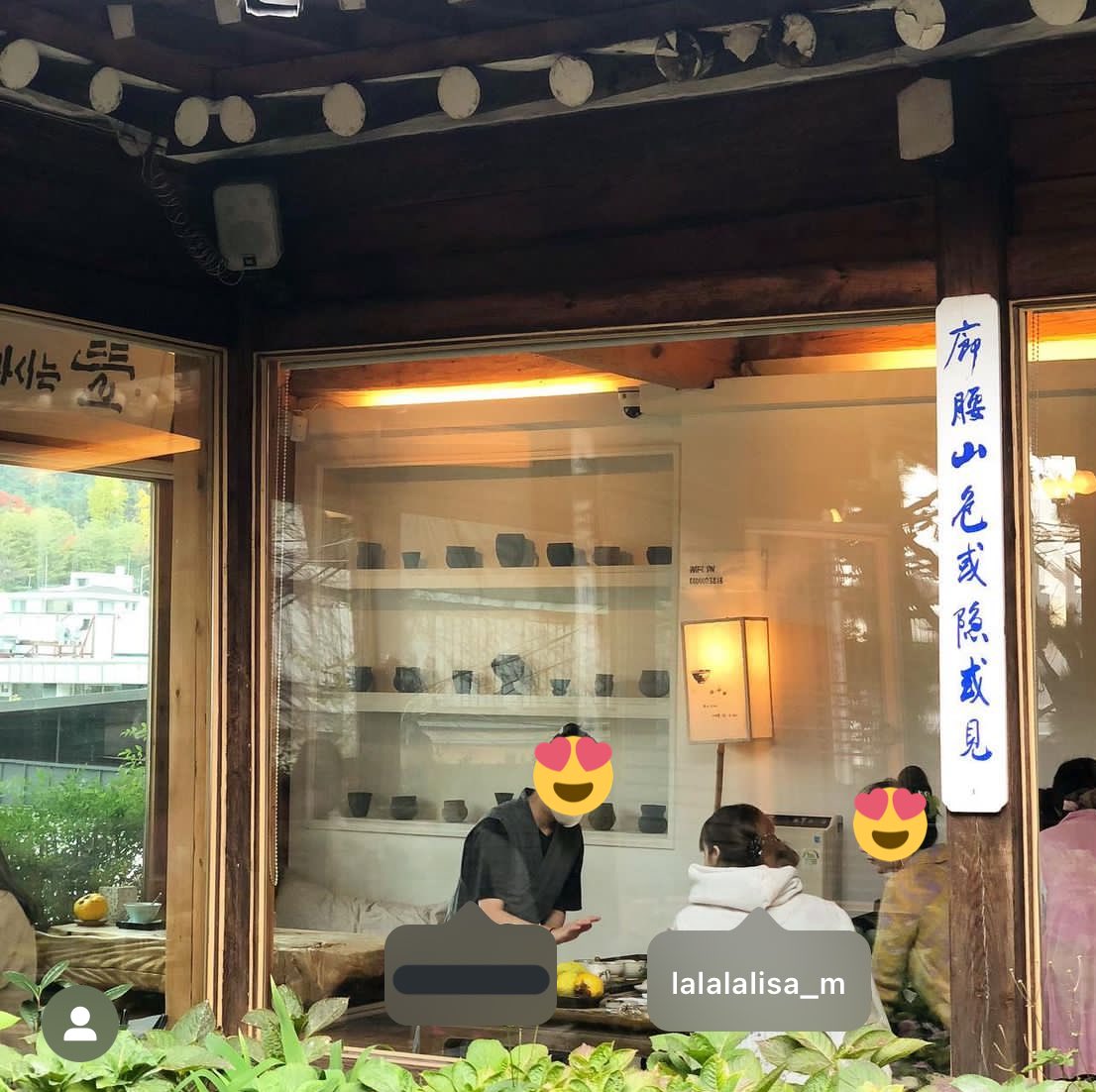 batgrlisa's tweet photo. she really be out there taking someone out for a tea 🫠 https://t.co/Rt40gtsgVN