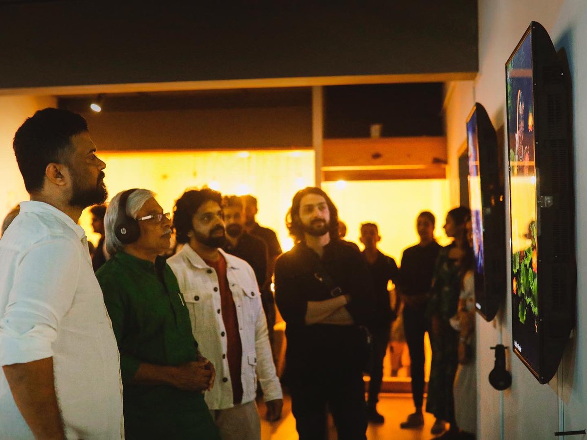 sachinsamson's tweet photo. Thank you Kochi for the incredible energy! Such a joy to be part of this remarkable exhibition with some of the most amazing artists from the NFT community ✨ @vimalc @ArchanNair @ajaym7 @rimakallingal @reshidevrk @Vabyvel @satishacharya @MerkabahBoards @varundo_ @ShaizyUmar https://t.co/DZJtxVpcFH