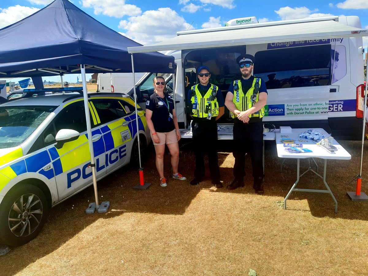 PolicePosAction's tweet photo. We had a great time @ the #Filbrits #BarrioFiestaDorset festival on Saturday & enjoyed the program, while talking to many people about #PositiveAction at @dorsetpolice. Thank you for the invitation, we love community events #JoinUs #BePartOfSomethingBigger @PoolePolice @DorsetREC https://t.co/0gftNj25nt
