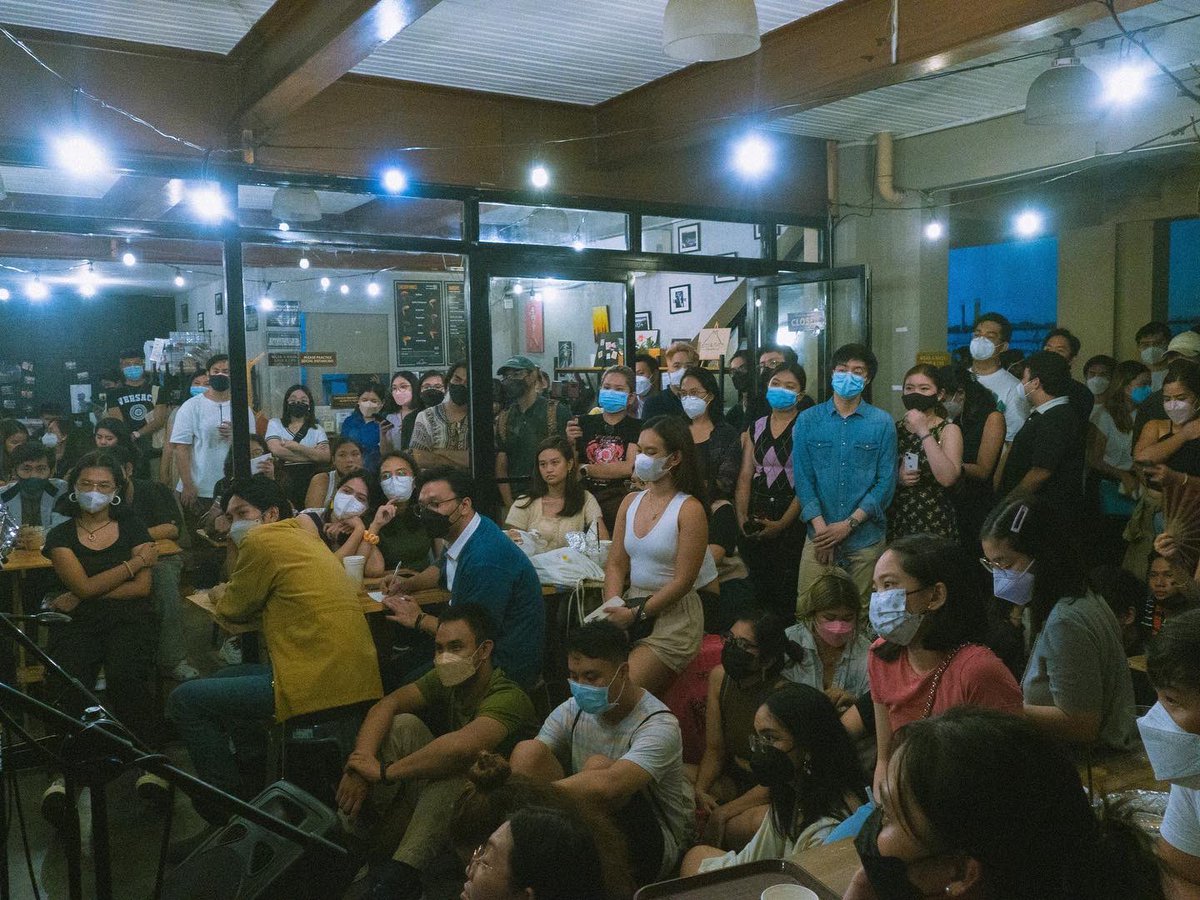 indayomusic's tweet photo. Thank you.

Stories from the Villa, our EP launch and Farewell gig would not be memorable without YOU, dearest reader. Thank you for supporting and for believing in us. Thank you for trusting us with your life stories and for allowing us to turn them into songs. https://t.co/GwhqN1sTSI