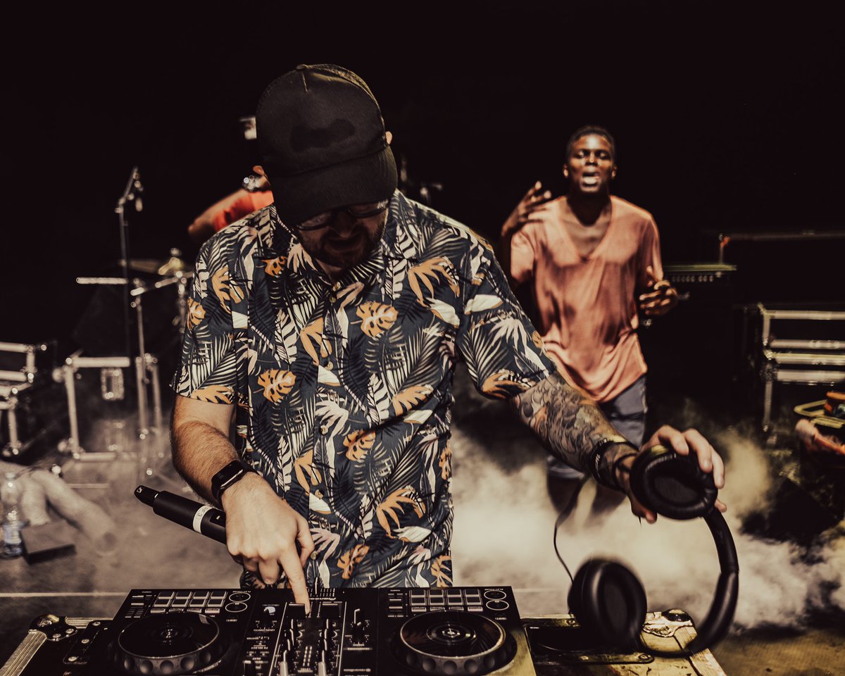 I am your commercial photographer..! 
Mombasa Hype ☕️.
.
.
.
.
.
.
.
.
.
.
#events #music