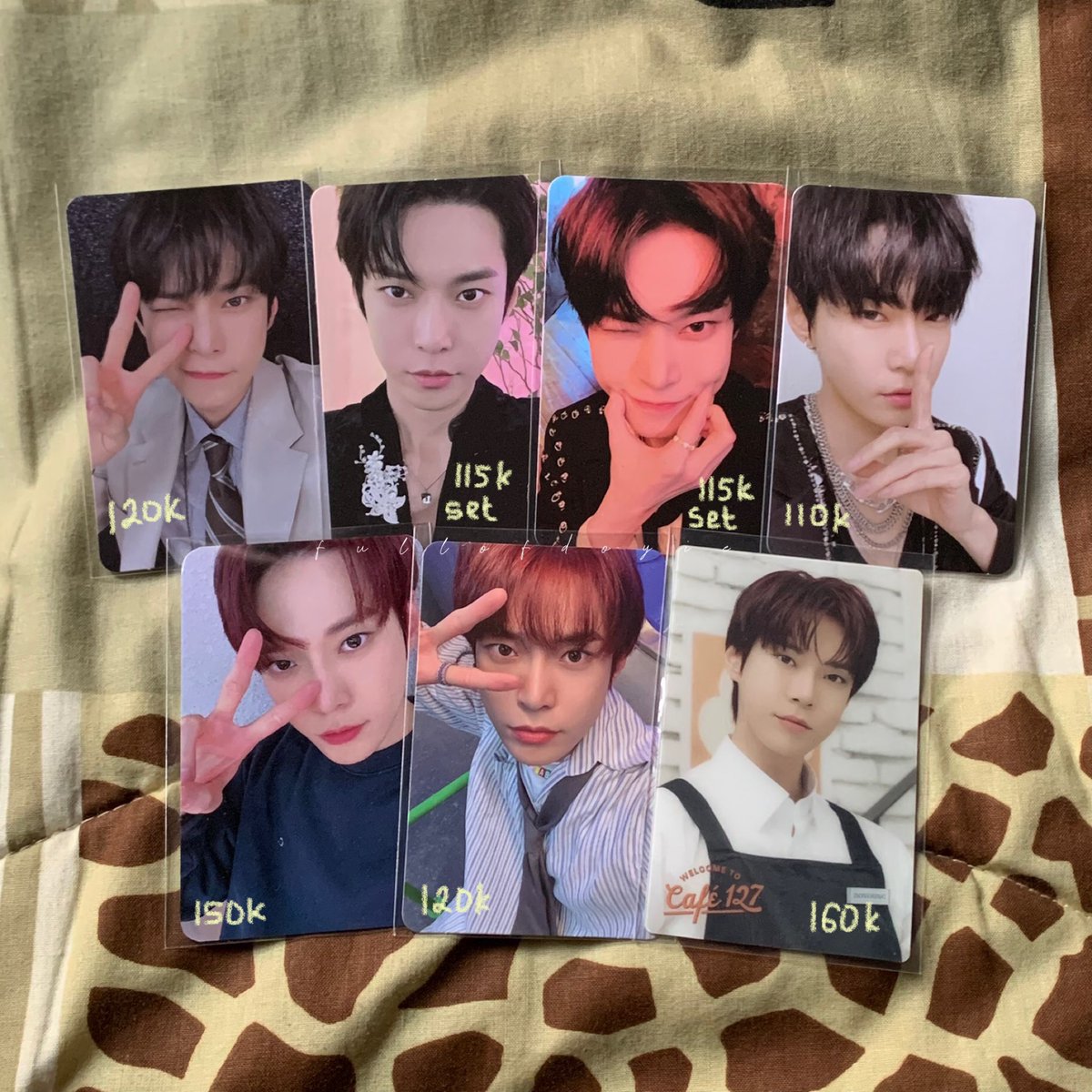 fullofdoyie's tweet photo. wts // want to sell

doyoung photocards
• ar fanmeeting 127
• photoset 4x6 the castle
• photoset 4x6 universe
• ar resonance
• owhat sticker
• smcu nighttime
• cafe 127 japan

t. lfs pc doyoung fanmeet universe reso owhat smcu https://t.co/YQeYEknfMC
