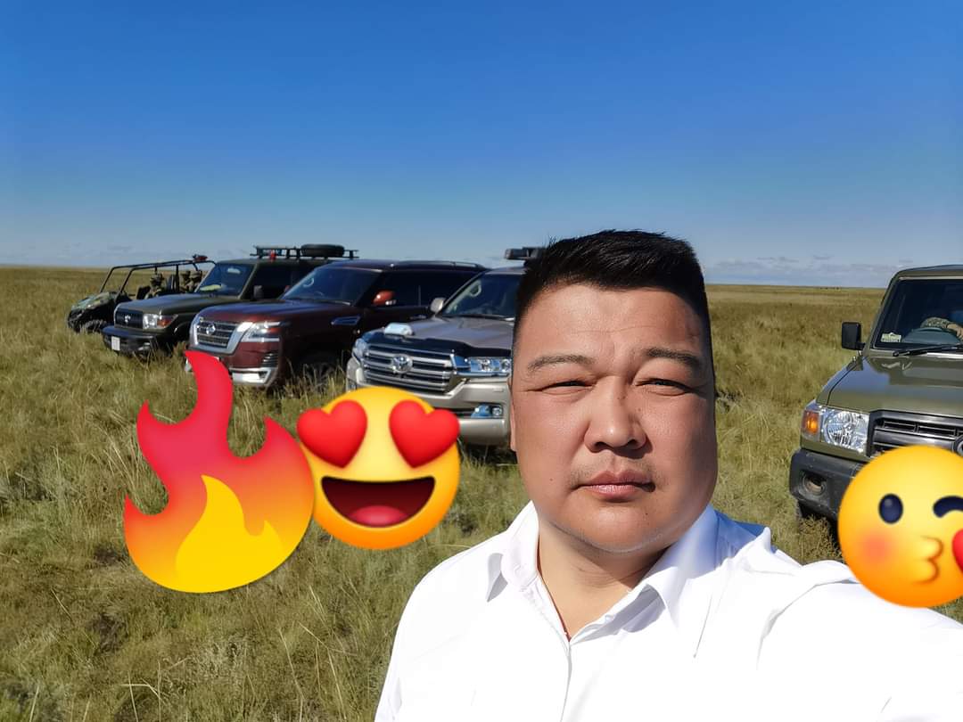 Аялал эхлэхлээ биш төгсгөлдөө сайхан байх ёстой.
Гэртээ эв эрүүл сав саруул ирэх чухал. 
Хол замд хурд хэтрүүлэх, архи согтууруулах ундаа хэрэглэхгүй байхыг хүсье. 
#Аажуу #явбал #аандаа #хүрнэ.
Алтан шар зам тань өлзийтэй байх болтугай.