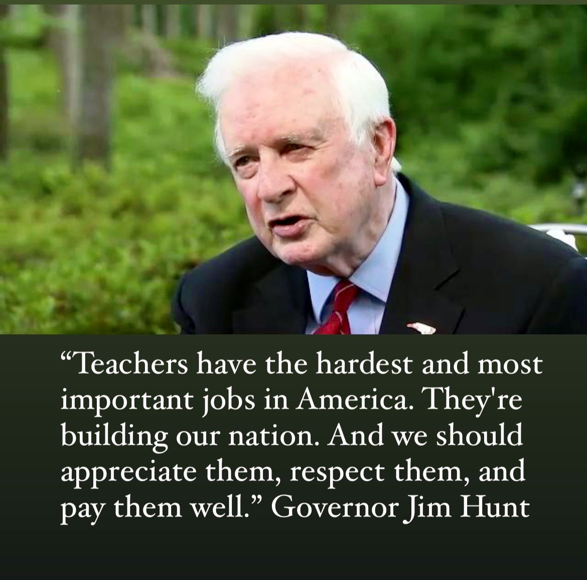 jsiddiqi7's tweet photo. Spent time helping to #clearthelist for #teachertwitter this weekend but here are a few things we know about #teacherpay: ✏️ The way to attract &amp; keep the best educators is to pay them fairly. 📚 Educators' salaries must reflect the complex challenges of the teaching profession. https://t.co/SC4wt2P4cR