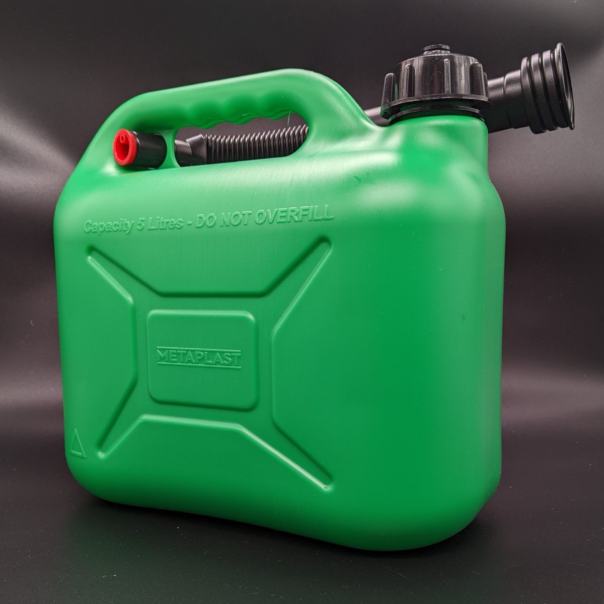 Have you seen our new 5 Litre Wavian/Metaplast 'Boot' Can? Available currently for wholesale buyers, you can see the spec sheet here jerrycans.co.uk/wp-content/upl… call us on 01508 493 647 for more info.