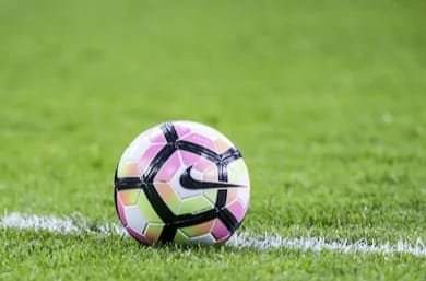 ☀️ | TRAINING

We will be training at Newfields tomorrow night (Tuesday 12th July). All current players are expected to attend. 

Any unattached players are also more than welcome! Starts 6.30pm. ⚽️ 🏃🏻‍♂️

#training #theseasiders