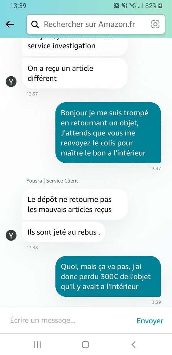 Miika_Miike's tweet photo. Heu voilà la réponse du service Client Amazon,  car lors d'un renvoi d'un objectif photo je me suis trompé et n'ai pas mis le bon dans le carton @AmazonHelp 
J'espère que c'est une mauvaise blague ,je ne vais pas perdre 300€ de l'objectif que j'ai mis a l'intérieur du retour https://t.co/mUP3fFHRNs