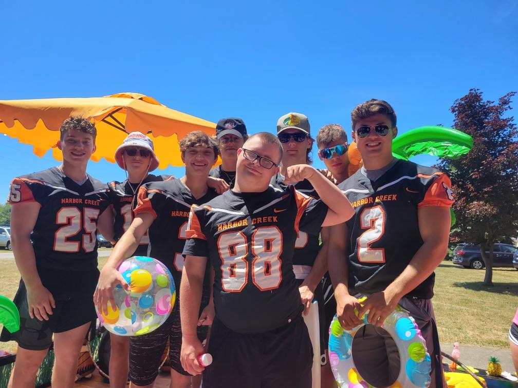 HCSDHuskies's tweet photo. Congrats to our HC Cheerleaders for taking first place for Best Dance/Gymnastics in the Cherry Fest parade!  A few snapshots from Saturday’s parade. #HCBeTheOne https://t.co/CjhgAK1oDo