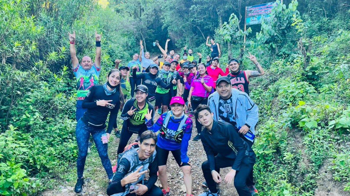 RunInOaxaca's tweet photo. ¡Así vivimos nuestro regreso al #RunInTrail! 
10 y 14 kilómetros de muy buenos kilómetros y mucha diversión. 

Muchas gracias a todos los que asistieron y lo hicieron posible. ¡Muchas felicidades! 

Nos vemos en la próxima ruta. 

#running #runningmotivation #runinoaxaca https://t.co/i2jruduOme