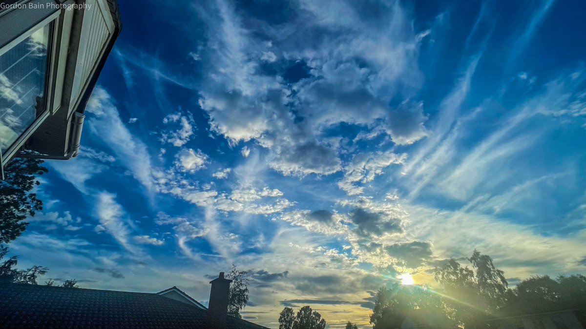 Gordon Bain (@gordiebain) on Twitter photo Big skies above Culloden , Inverness !@BBCScotWeather <a href="/VisitScotland/">VisitScotland</a> <a href="/BBCWthrWatchers/">BBC Weather Watchers</a> <a href="/SeanBattyTV/">Sean Batty</a> <a href="/BBCScotland/">BBC Scotland</a> Big skies above Culloden , Inverness !@BBCScotWeather <a href="/VisitScotland/">VisitScotland</a> <a href="/BBCWthrWatchers/">BBC Weather Watchers</a> <a href="/SeanBattyTV/">Sean Batty</a> <a href="/BBCScotland/">BBC Scotland</a>