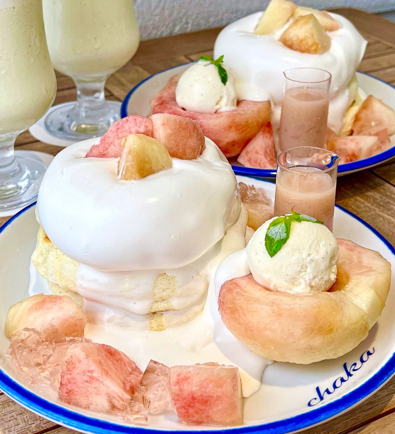 極上のスイーツ 東京都北千住駅近くにあるお店 茶香 の ふわっふわのパンケーキ にフレッシュな桃 濃厚な桃ソースをトッピングした桃尽くしの7月限定パンケーキ むきたて桃太郎 T Co Tmhgbgaw9q Twitter