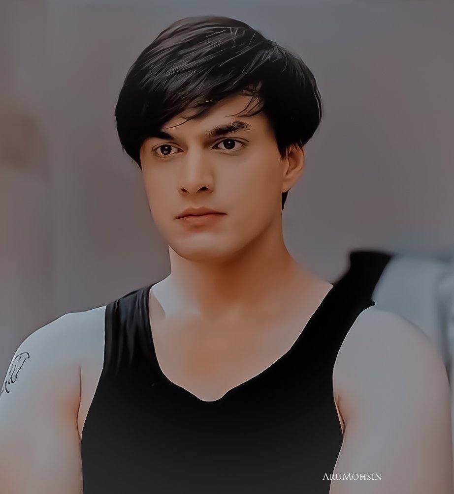 aridhamohsin's tweet photo. Ufff Hotness 🤤🥵
@momo_mohsin 
#mohsinkhan #Kartik https://t.co/8CS5hscq6b