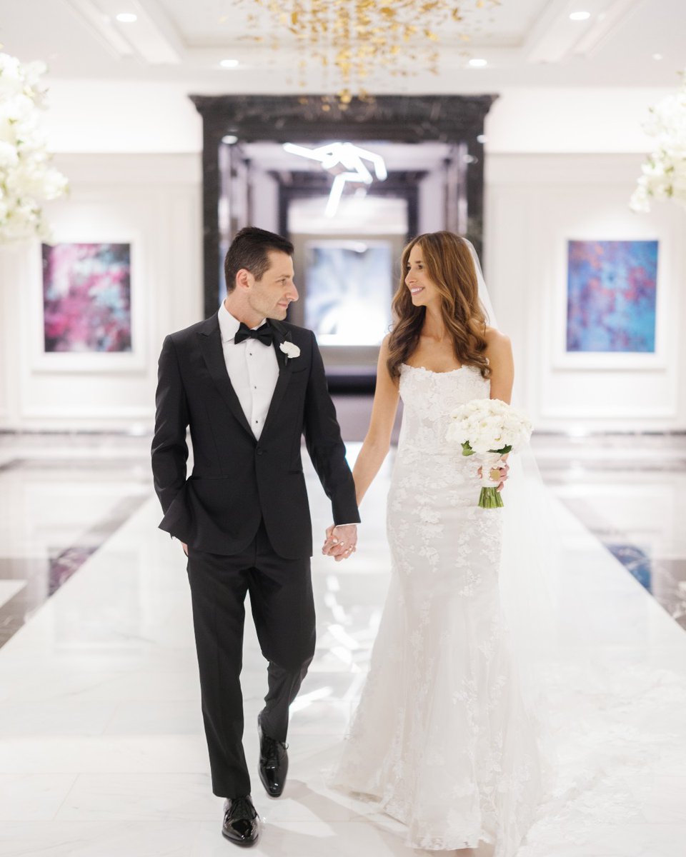 FSChicago's tweet photo. Let it be picture-perfect! Your big day deserves a stunning backdrop, and our newly reimagined Hotel allows you to shine the way only you two can! Congratulations and best wishes to Jenn and Brian. #FSWeddings
Photo by Tim Tab Studios https://t.co/cDRMsfJd3W