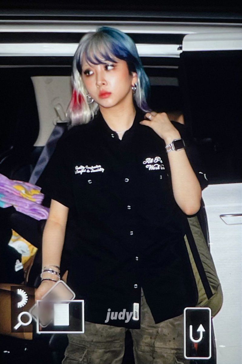 220711 #KARD #JIWOO #전지우 pre.
보고싶었써 오랜만🥹🫶🏻

<a href="/KARD_Official/">KARD (카드)</a> <a href="/jeonjiwoo1004/">전지우</a>