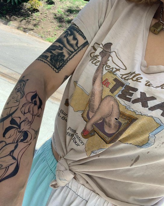 New ink iris 💜 be kind negative comments will be deleted and blocked it&rsquo;s OK if you don&rsquo;t like tattoos