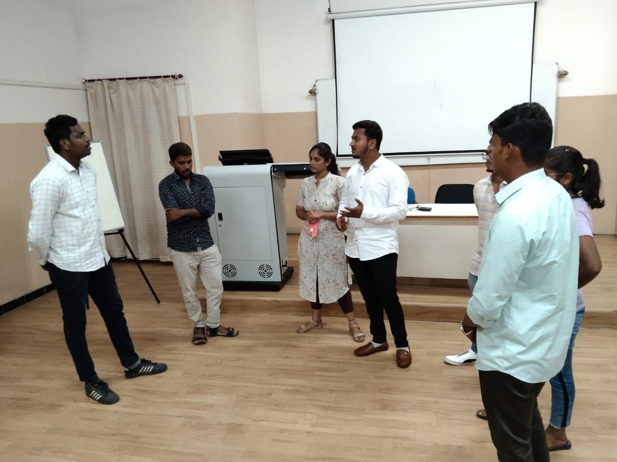 iipm_bangalore's tweet photo. A day full of fun n frolic amidst chill weather in #IIPMB #Campus
Fresh young to be #Managers of 2022-24 batches of PGDM: #ABPM, #AEBM, #FPBM, took part in the #Orientation programme and ice breaking sessions.  

@professorjoshi  #iipmbalumni #ABPM #AEBM #FPBM https://t.co/zVzVIxtvii