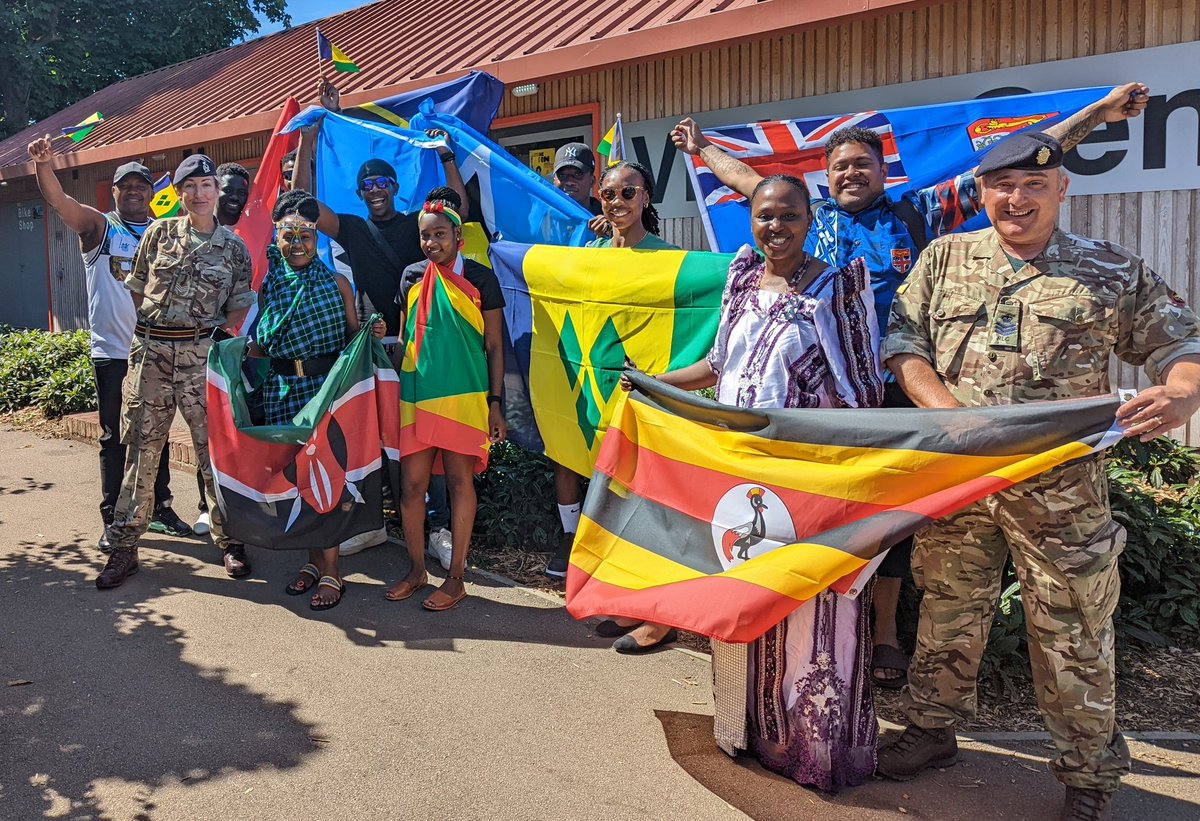 2OSGRLC's tweet photo. @2OSGRLC members out in Grantham today helping the local council for the @birminghamcg22 Queens Baton relay. Great to see so many of the community lining the streets and our friends from @7RegtRLC and @RAnglians 2nd Battalion, flying the flags from their homelands. https://t.co/kZjafBBSjy