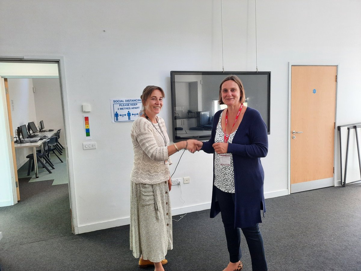 BenboughJustine's tweet photo. Great to talk to the year 10 Rodborough School students today about life as a solicitor. Thank you Mireille Wilderman and the lovely cuppa the boys made me! @BenboughJustine @PaddleCocks https://t.co/5AyqIWdoB2