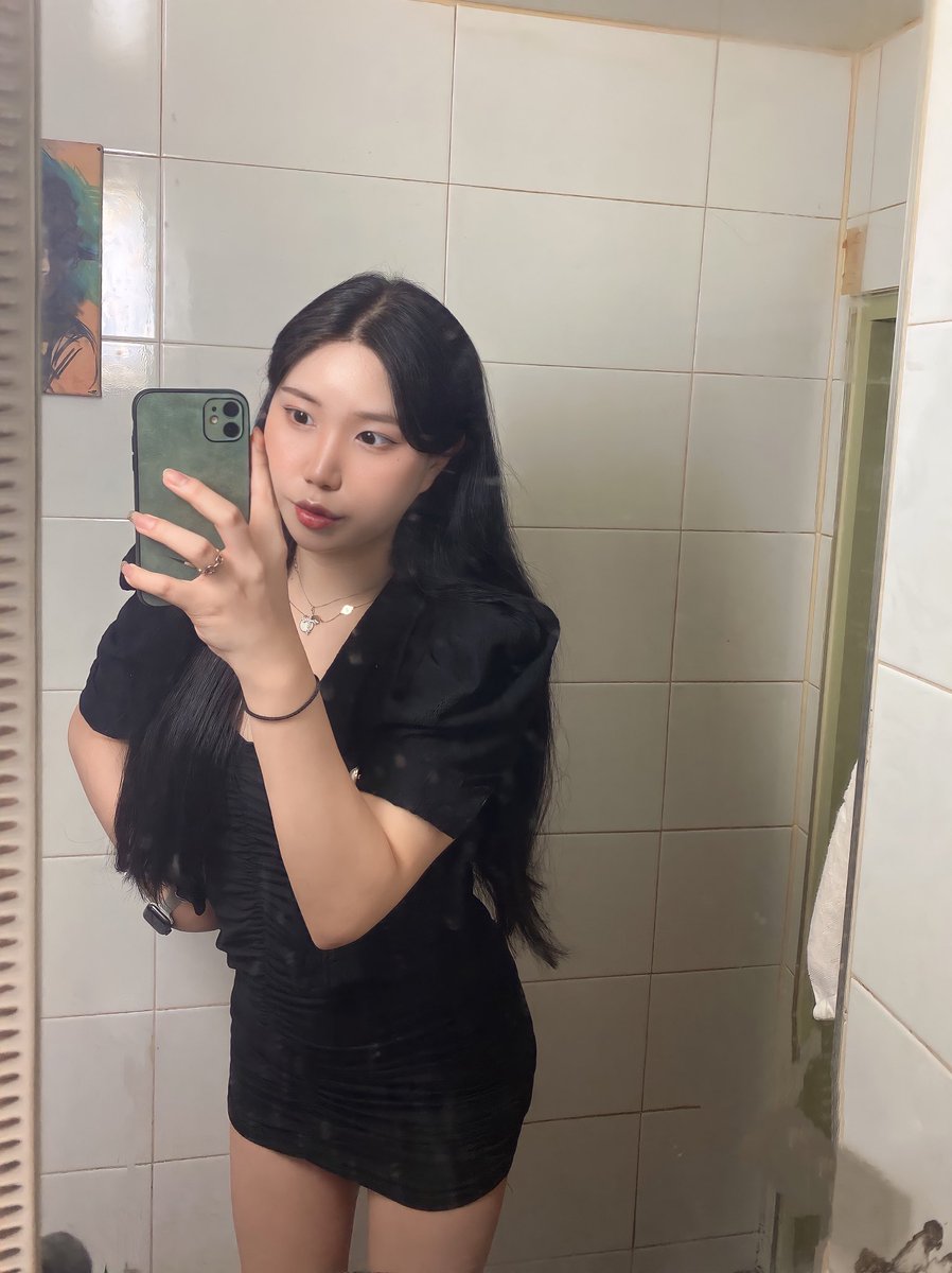 멍멍해봐 🐶

#코르셋 #코삼 #시디바 #트젠바 #트랜스젠더 #트젠 #쉬멜 #시디 #홀몬 #주대문의 #주대 #문의 #디엠 #맘눌뎀 #주대문의주세요 #멍멍