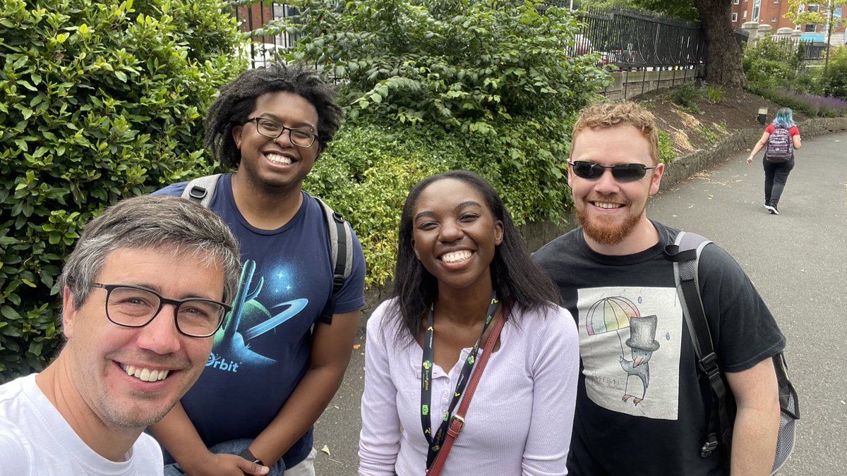 anthonypjshaw's tweet image. Hello from #EuroPython2022
