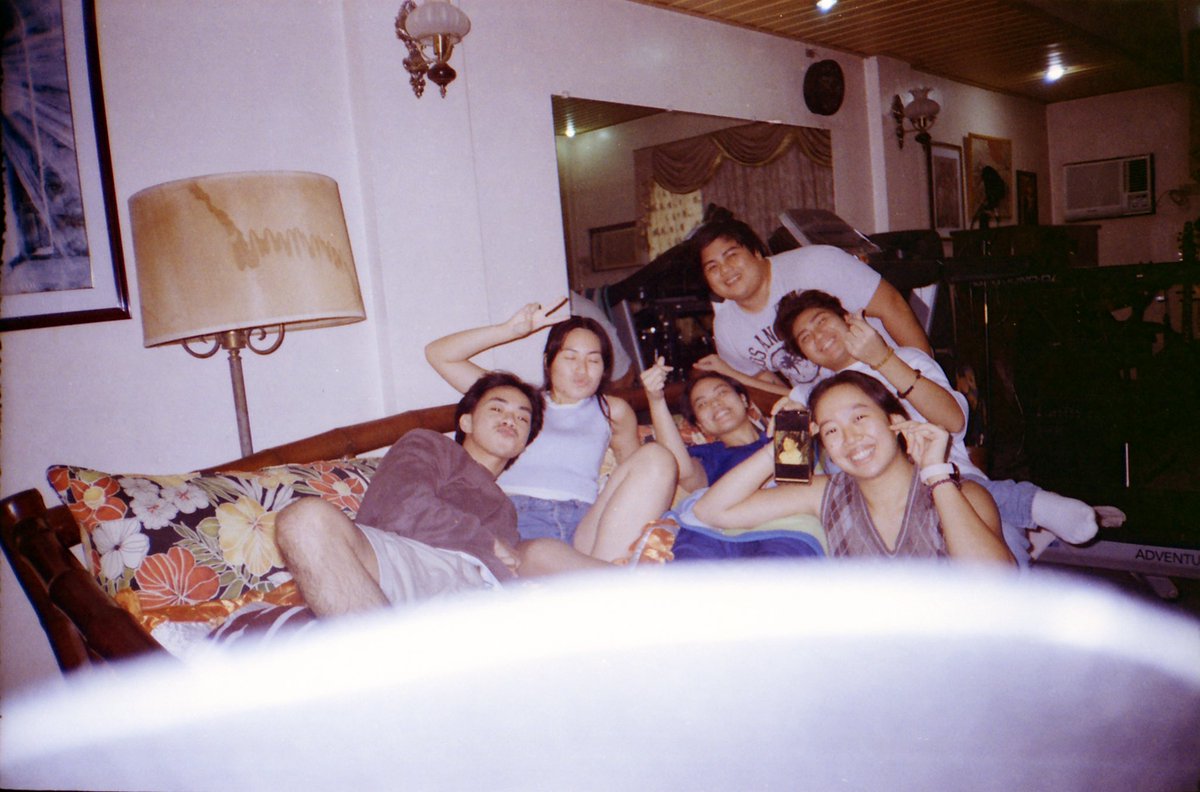 ‼️ ANNOUNCEMENT ‼️

Stories from the Villa
Indayo's EP
07.16.22
12 midnight

Mark it!