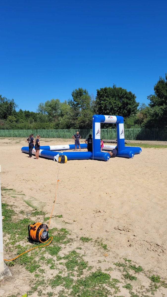 #SportEnFilles 🔥 L'événement phare du CROS Île-de-France commence aujourd'hui et ce sont 5 activités sportives qui sont proposées à 100 jeunes franciliennes venues s'initier à l'île de loisirs de Vaires-Torcy 🌞#Handball #Tchoukball #Lutte #Escalade #Indiaca