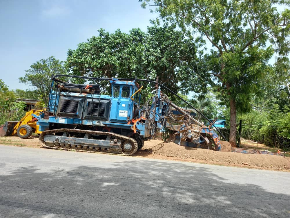 Muy pronto #Holguín contará con otro municipio conectado por fibra óptica. Se inician los trabajos de instalación del cable hasta #Gibara, el esfuerzo se traducirá en una mejora de la calidad del servicio para los gibareños.
#CubaViveYTrabaja #CubaPorLaPaz