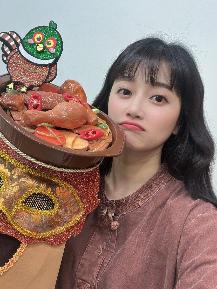 ktigers_ent's tweet photo. [태미 Taemi] 복면가왕 '꿩대신 찜닭'은 태미였습니다~!!

#태미 #taemi #ktigers #k타이거즈 #ktigerszero https://t.co/6eexT2cB9J