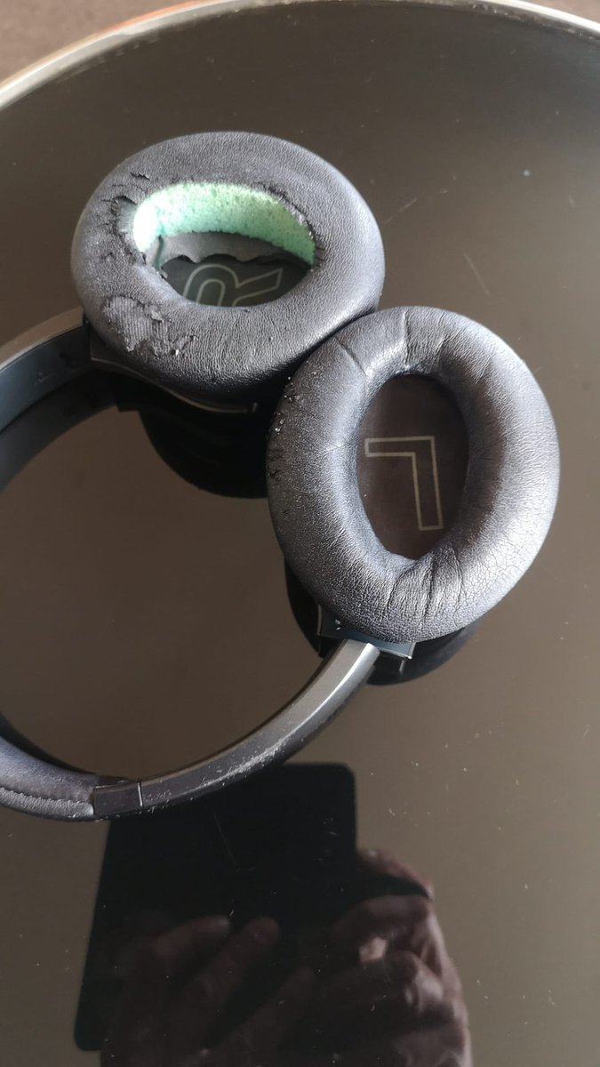 stephenlhewitt's tweet photo. @soundcoreaudio hey they. Just got the new soundcore motion boom - fantastic audio. It leaves the competition standing. I have question - I've had these soundcore life for a year or so and use them everyday for DJ'ing. But the padding is going - can you get replacement ear pads? https://t.co/YP8YGcQ632