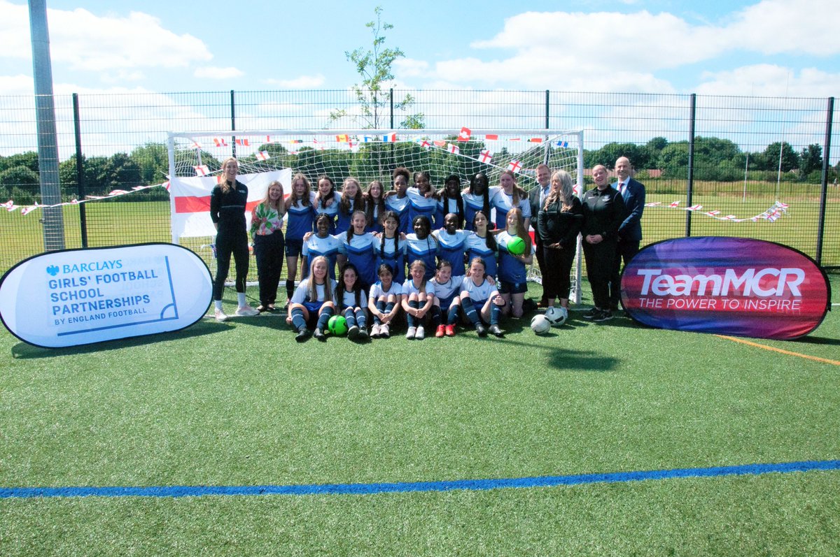 We were delighted to join a football session with the girls at @CoopManchester. #WEURO2022 has created a big buzz at the Academy, and they are helping to ensure the tournament leaves a lasting legacy for the women’s and girls’ game.