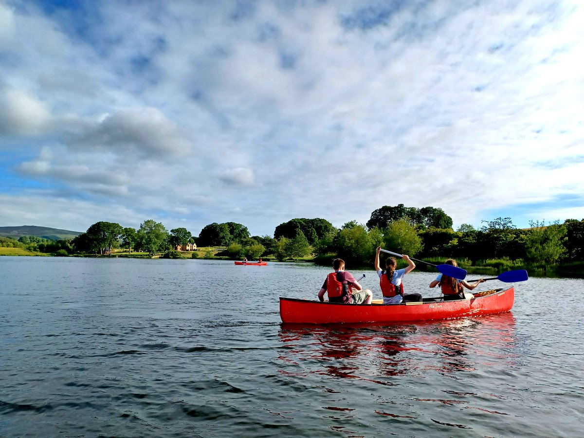 greenplaceNW's tweet photo. GreenPLACE takes to the waters with @CarlisleYZ! Canoeing at Talkin Tarn to further a love of nature 🚣🌊
#canoeing #talkintarn #cumbria #visitcumbria #carlisle #carlisleyouthzone #community https://t.co/mFqfifiUNY