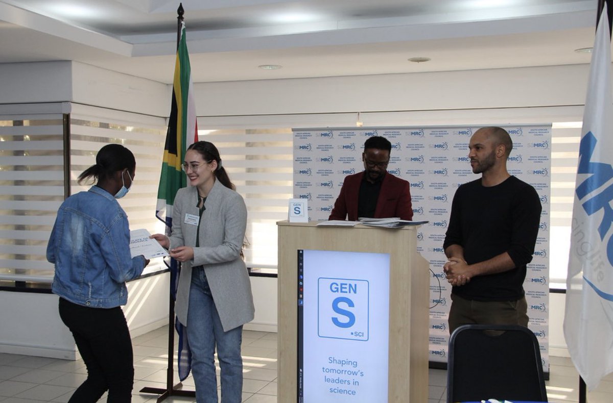 SuMBHG's tweet photo. From all of us at the @MRCza Centre for TB Research and @StellenboschUni’s Department of Biomedical Sciences @SUhealthsci thank you to our #GenSprogramme students for an amazing week!
We enjoyed hosting you & hope that this experience exceeded all your expectations🧪 🧫🧬🥼 https://t.co/vO0mH4AoCw