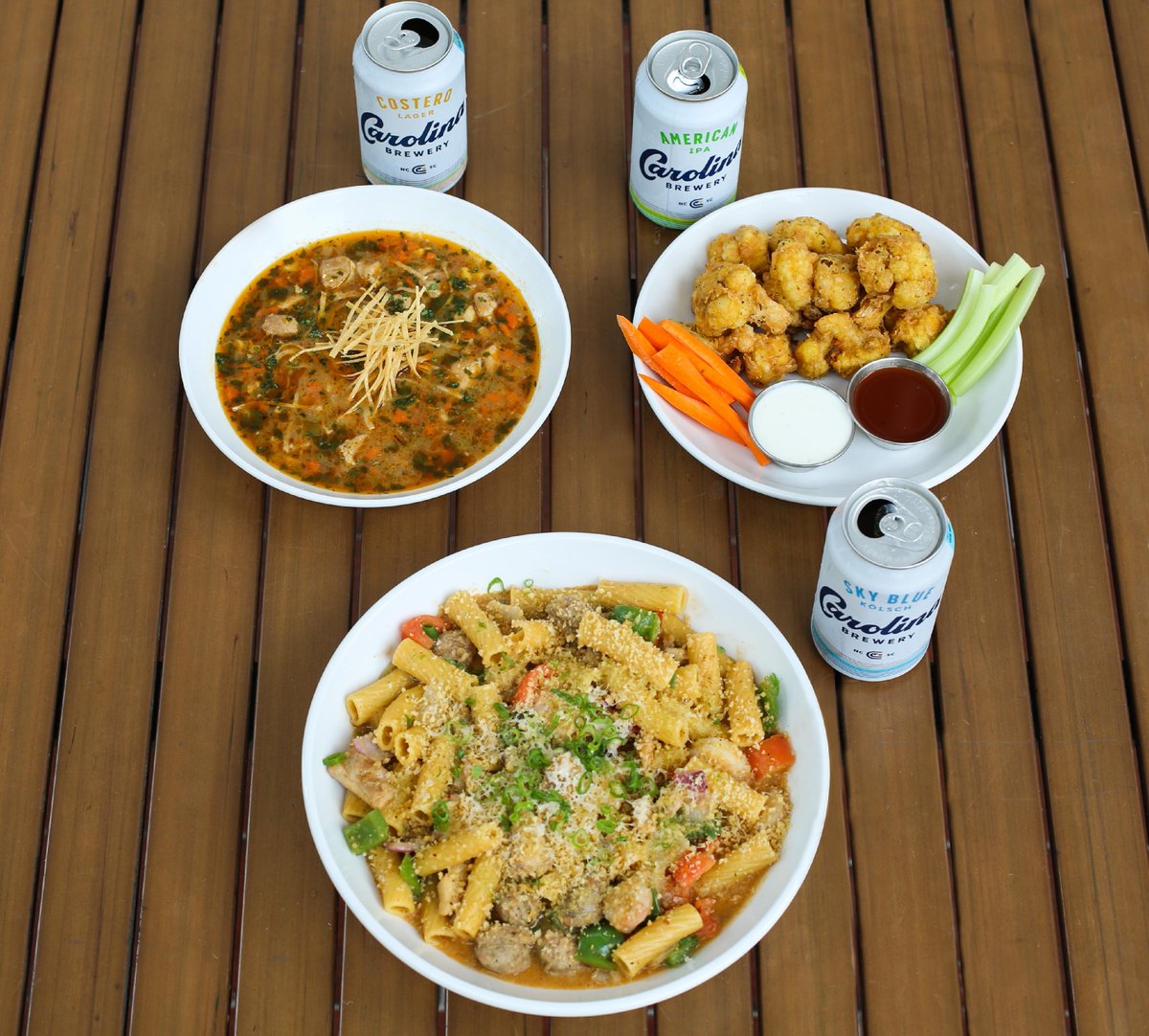 TabletopMediaGp's tweet photo. Hey, NC foodies! π¨
Be sure to join @carolinabrewery on the patio this month to enjoy their new July specials! We recommended pairing each with a cold pint of their beer. ππ»
#TabletopTalk #WhosIn #CarolinaBrewery #ChapelHillNC #PittsboroNC #JulySpecials https://t.co/QveJUNmoj2