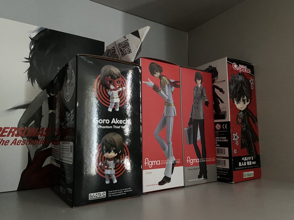 polunecH10's tweet photo. I have a dream to collect all the figures 😤 https://t.co/hUOu2og6uS