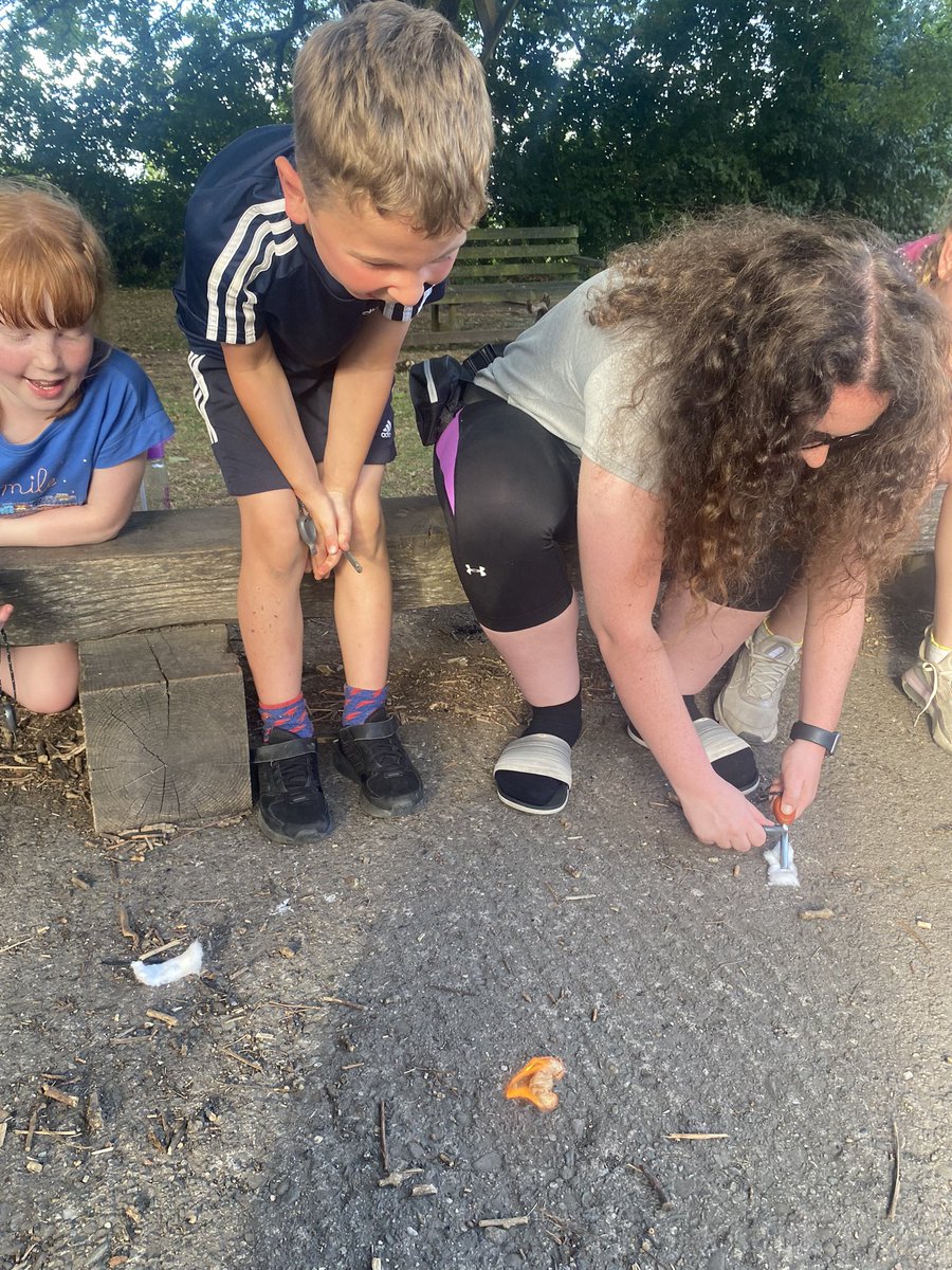 RileyMoorfield's tweet photo. Testing out our flint and steel to create fire! 🔥 https://t.co/fvbCzTiClk