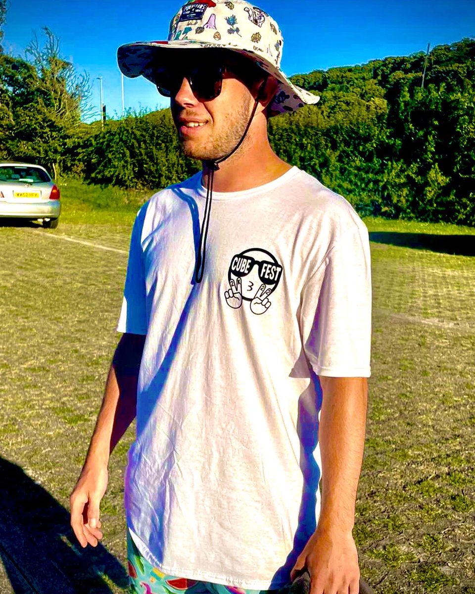 CubeFest1's tweet photo. Would you like to look a fraction as
good as this young man? Well now you can follow the link for your chance: https://t.co/6Jfl05IjUw #Cube #CubeFest #CubeFest2K22 https://t.co/LG5tj1e8Fw