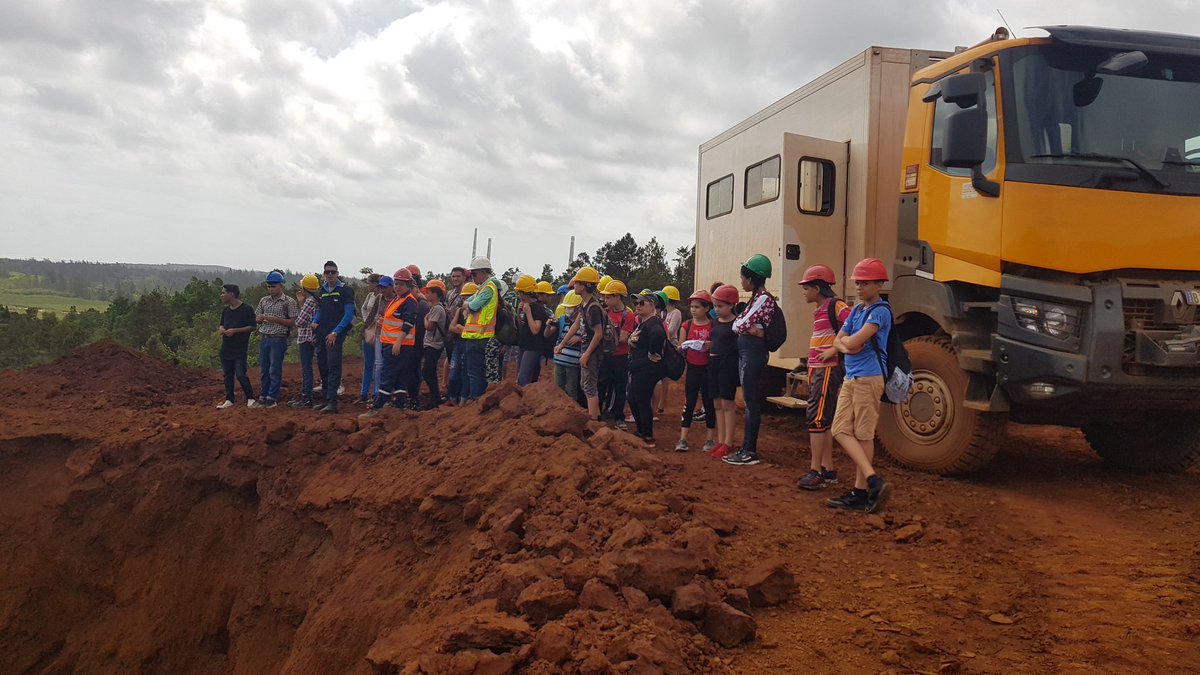 Productiva jornada de intercambio práctico-académico entre los estudiantes de Geología de <a href="/UniversidadMoa/">Universidad de Moa Dr. Antonio Núñez Jiménez</a>, infantes del grupo #ECOARTE y la <a href="/EcgMinera/">ECG Minera "Incansable por Naturaleza"</a> formando el futuro de nuestra industria <a href="/CubaMES/">MES</a> <a href="/EnergiaMinasCub/">Ministerio de Energía y Minas Cuba 🇨🇺</a> <a href="/jsaborido50/">José Ramón Saborido Loidi.</a> <a href="/yurisley_valdes/">Yurisley Valdes Mariño</a>