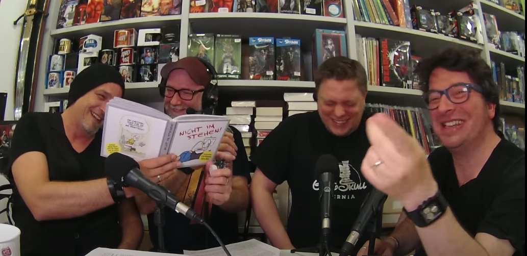sbsmoods's tweet photo. SBS 36, wo Torsten einen Comic-Lachflash bekommt. https://t.co/YwztZcXMEQ @PodcastSBS @HennesBender68 @Gerry_Streberg @TStraeter44149 https://t.co/L26xgyg467