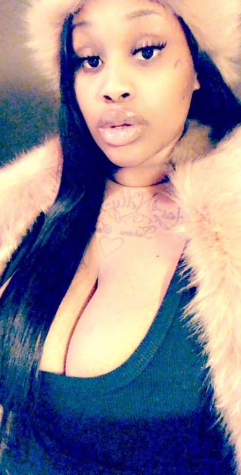 StrawberryKxxx's tweet photo. I miss the winter 😩😔 https://t.co/nrLOwlIXoq