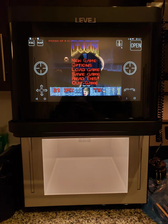 runsdoom's tweet photo. doom running on a microwave #ItRunsDoom https://t.co/g1zQy3ZP4P