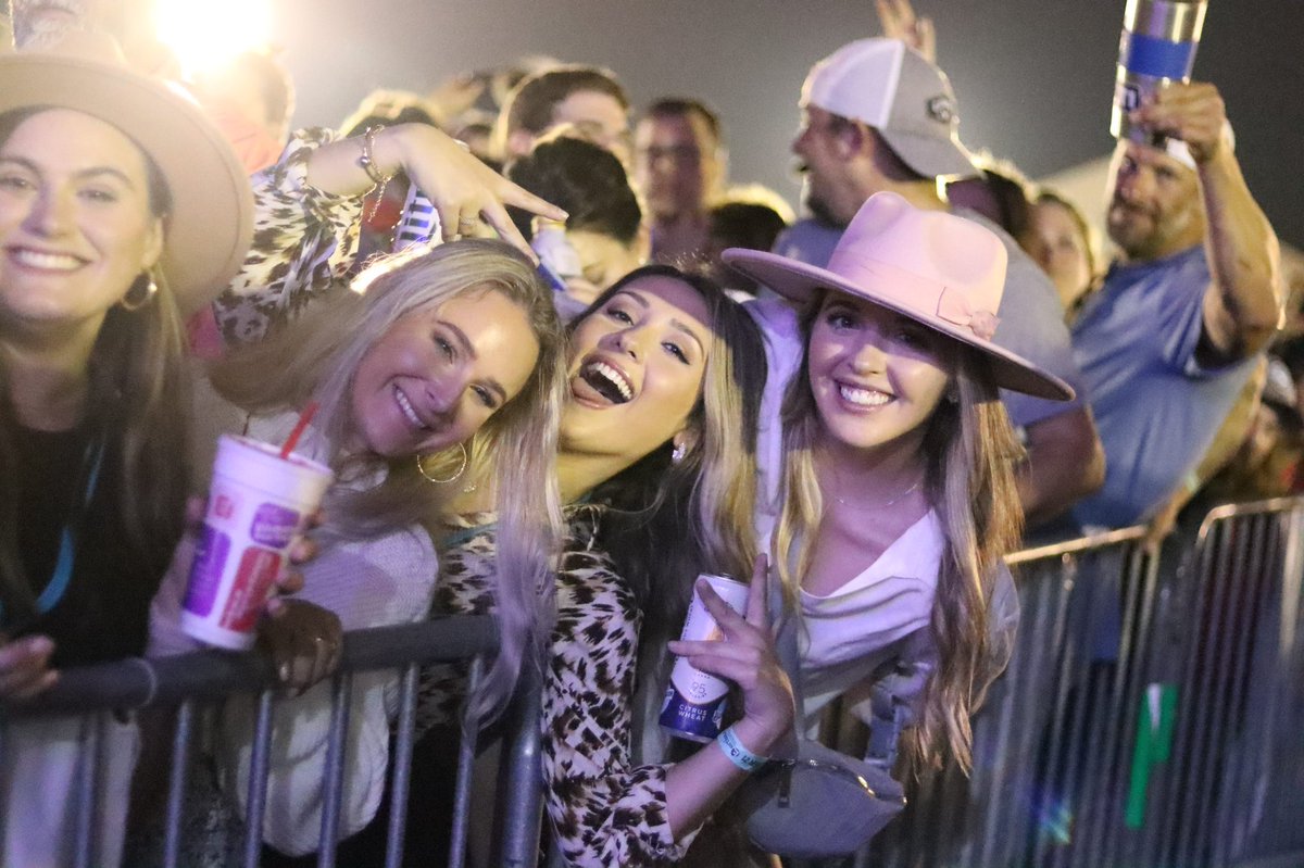 AcadiaMusicFest's tweet photo. Did you get your tickets yet? 👀🎸🎶
( photo by @averylphoto )
#AMF22 #AcadiaMusicFest #Music #Festival #Tickets #Louisiana #Thibodaux #Ludacris #DavidShaw #Dumpstaphunk #LVVRS #DJSpin https://t.co/hKFfQeZUAN