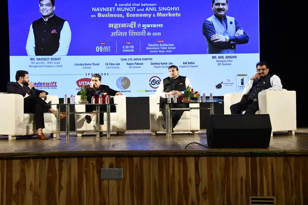SandeepKrJainTS's tweet photo. Thank you so much Navneet Munotji and @AnilSinghvi_ ji for gracing the land of #Jaipur &amp; enlightening us with your unmatchable wisdom. Thank you once again @JaiputJITO for giving me the opportunity to be the Convenor and Co-moderator of this grand event 🙏💪
Jai Jinendra 🙏 #Jain https://t.co/dLXOAz4d9b