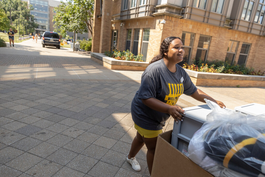 Have you selected a move-in appointment time yet, Tigers? Save time on move-in day and enjoy a seamless first day on campus. Go to the housing portal to snag your ideal time: missouri.starrezhousing.com/StarRezPortal/…