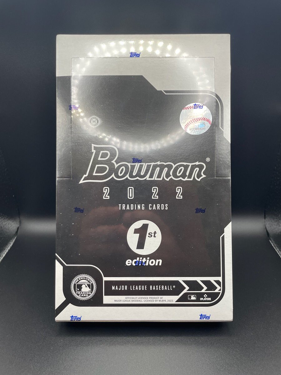 🚨GIVEAWAY🚨
Retweet this post and must be following for a chance to win.   Random winner will be announced Sunday evening (7/17).  Prize this time it this Bowman 2022 1st edition hobby box!    Good luck everyone!