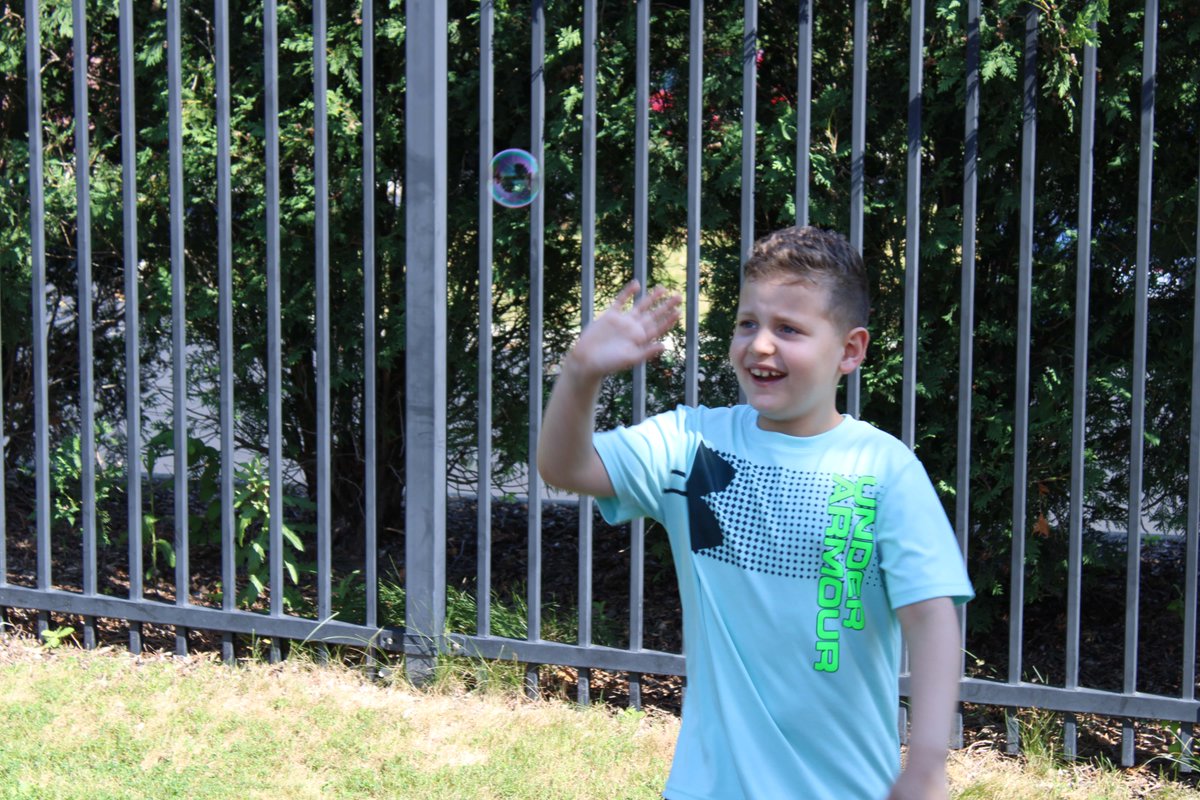 EastersealsCSEO's tweet photo. Our Summer Camp friends are back for a new week of fun!

The bubbles were a big hit today!😊 https://t.co/xmsem882q8